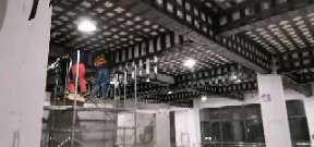 宁蒗一商场梁，楼板碳纤维加固施工